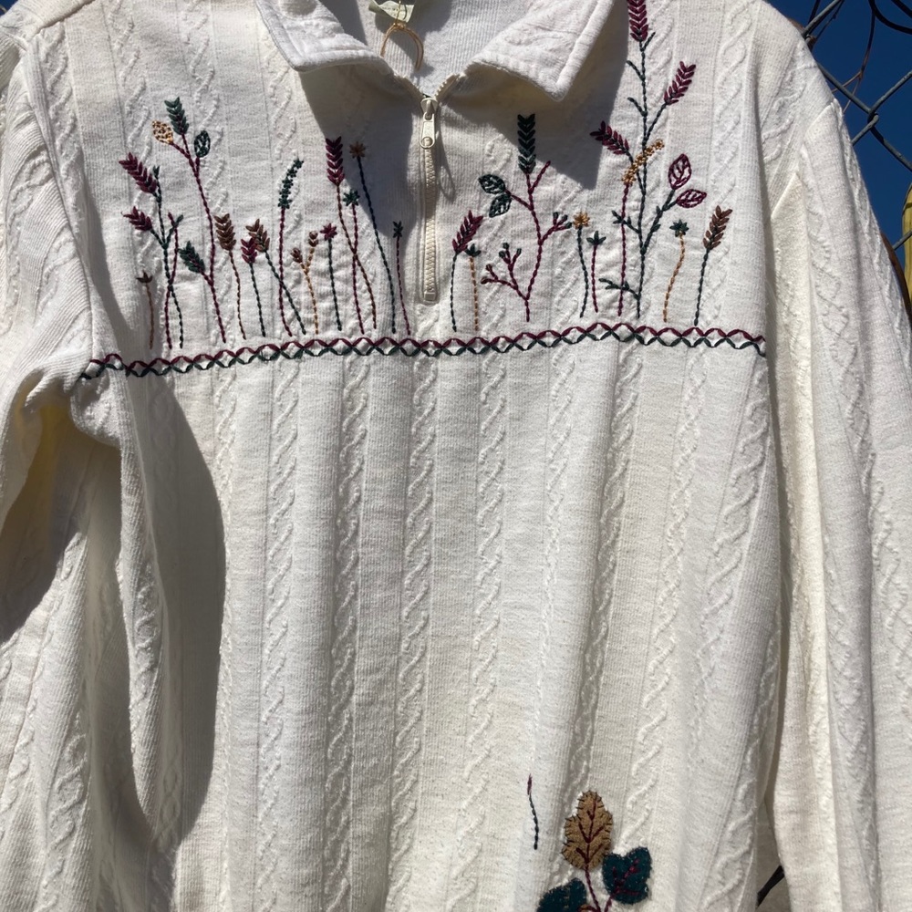 Vintage 90s embroidered sweatshirt - Picture 2 of 3